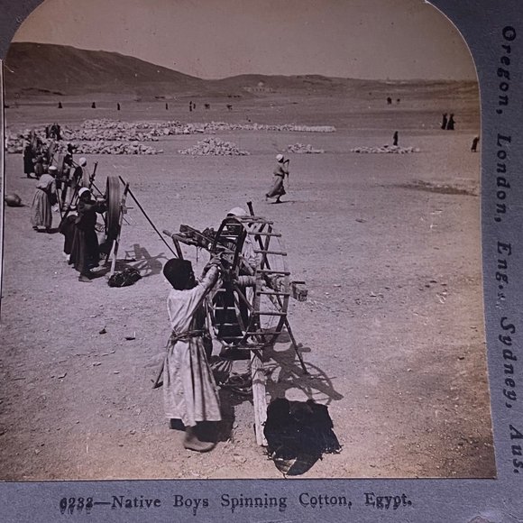 Antique 1905 Stereoview Photo Card Native Boys Spinning Cotton Egypt Keystone - Picture 1 of 10